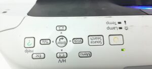 Epson HDMI VGA Projector with 1078 Lamp Hours Used EB-470 H456B - Image 7