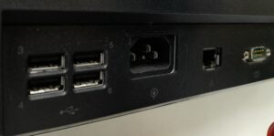 Lenovo All In One PC ThinkCentre M71z - Pentium G630 @ 2.70GHz - 4GB Ram - 20" - 120GB SSD - Windows 10 Pro - Image 5