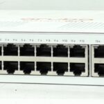 HP 24 Port Switch Aruba Instand On JL682A
