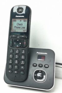 Panasonic Cordless Wireless Telephone & Answering Machine KX-TG6801EB