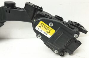 Porsche Accelerator Pedal Throttle Sensor 7L0723507E - Image 3