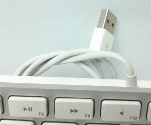Apple Wired Keyboard A1243 - Joblot x3 - Image 6