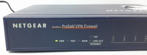 Netgear VPN Firewall Prosafe FVS328 - Image 6