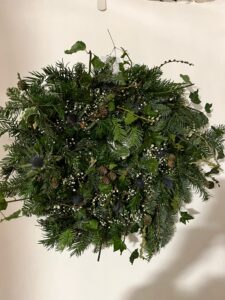 Fresh Christmas Wreath - Image 7