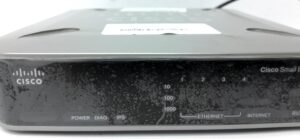 Cisco 4 Port Gigabit Security Router With VPN RVS400 - Image 7