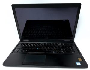 Dell_Latitude_5590_2