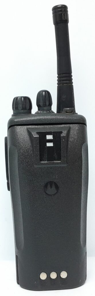 Motorola Walkie Talkie DP1400 - Image 4
