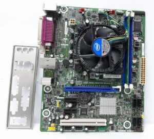 Intel Motherboard Intel i3-3240 With I/O Shield DH61CR LGA1155 DDR3 MICRO ATX - Image 2
