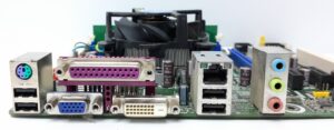 Intel Motherboard Intel i3-3240 With I/O Shield DH61CR LGA1155 DDR3 MICRO ATX - Image 6