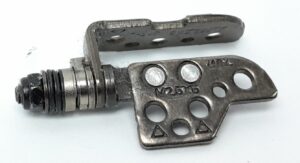Dell Latitude 5430 Laptop Left Hinge - Image 2