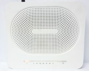 Technicolor Wireless Router TG589vac v2 - Image 2