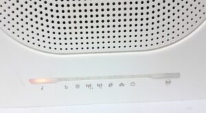 Technicolor Wireless Router TG589vac v2 - Image 7
