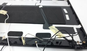 Acer Aspire E1-571 Laptop Top Lid - Image 6