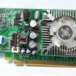 VGA DisplayPort Graphics Card FRU71Y8665 012