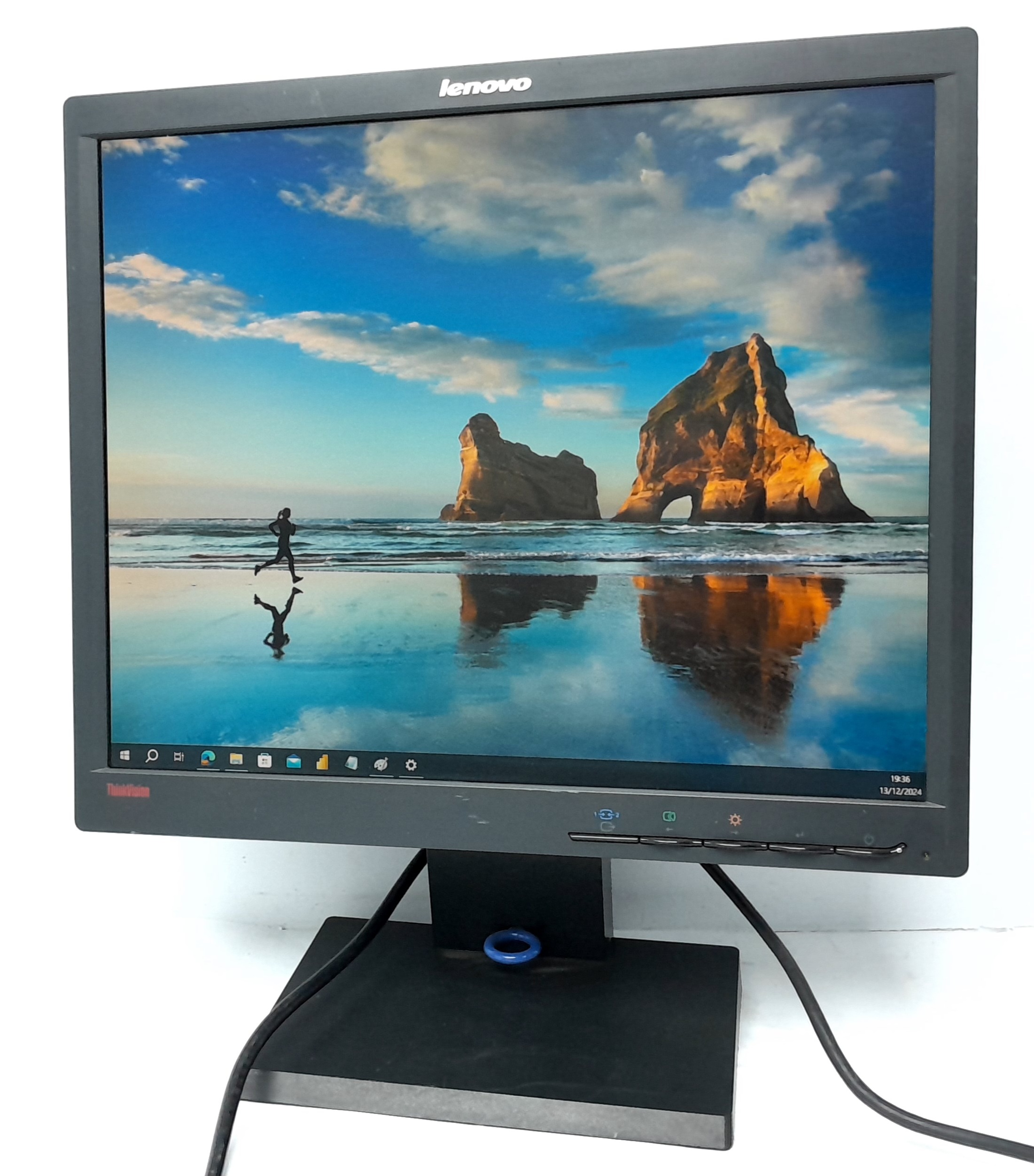 Lenovo モニター Lenovo Monitor 17″ Thinkvision L1711pc VGA DVI – Refurbit Store