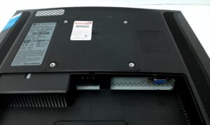 Lg_Flatron_L1750s-sn_4