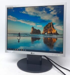 Lg_Flatron_L1750sq-sn_1