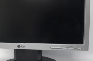 Lg_Flatron_L1750sq-sn_4
