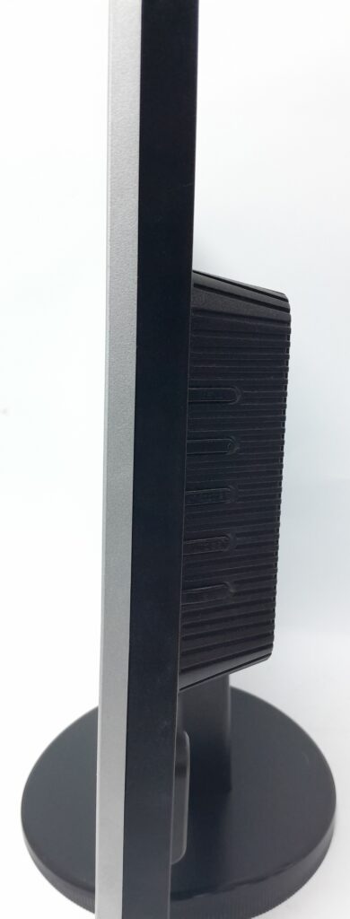 Lg_Flatron_L1752s-sf_4
