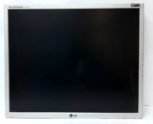 Lg_Flatron_L1953s_2