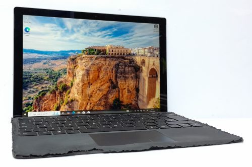 Microsoft_Surface_Pro_5_1