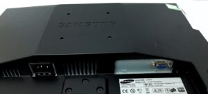 Samsung_Syncmaster_923nw_4