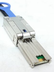 Amphenol SAS Cable WT0W1DXV - Image 7