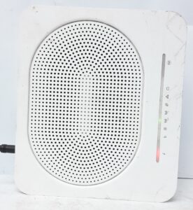Technicolor Wireless Router TG589vac v2 - Image 2