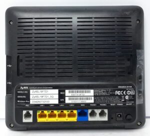 ZyXEL Gigabit Ethernet Dual Band Wireless Router VMG8924-B10A - Image 4