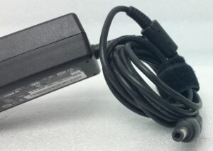 Toshiba Power Adapters 19V 3.42A - x10 - Image 6
