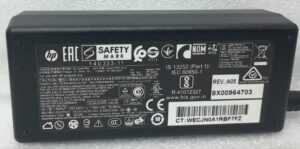 HP Big Pin Power Adapters 19.5V 3.33A 65W - x10 - Image 3