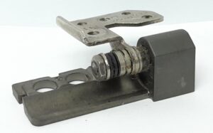 Lenovo ThinkPad T440 Laptop Left Hinge - Image 4