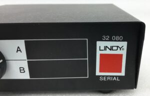 Lindy Serial Switch 32080 - Image 3