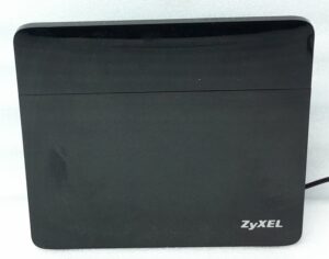 ZyXEL Gigabit Ethernet Dual Band Wireless Router VMG8924-B10A - Image 2