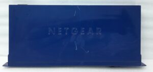 Netgear 24 Port Gigabit Smart Switch Prosafe GS724T v3 with 1x Netgear AGM731F Module - Image 5