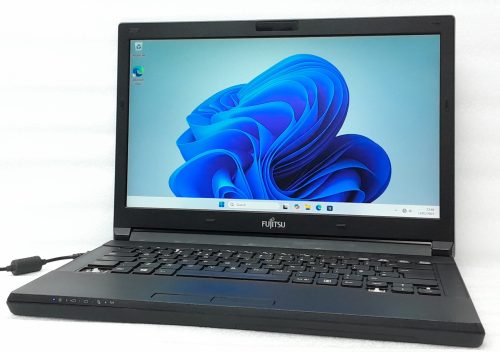 Fujitsu_Lifebook_E547_1