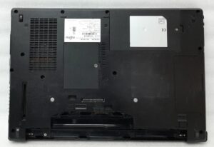 Fujitsu_Lifebook_E547_6