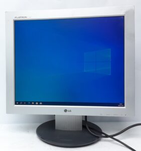 Lg_Flatron_L1730s__1