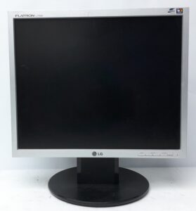 Lg_Flatron_L1750s_(l1750s-sn)_2