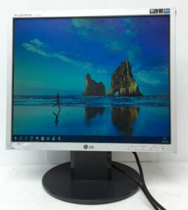 Lg_Flatron_L1750sq-sn_1