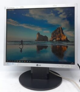 Lg_Flatron_L1750sq_(l17ns-7)_1