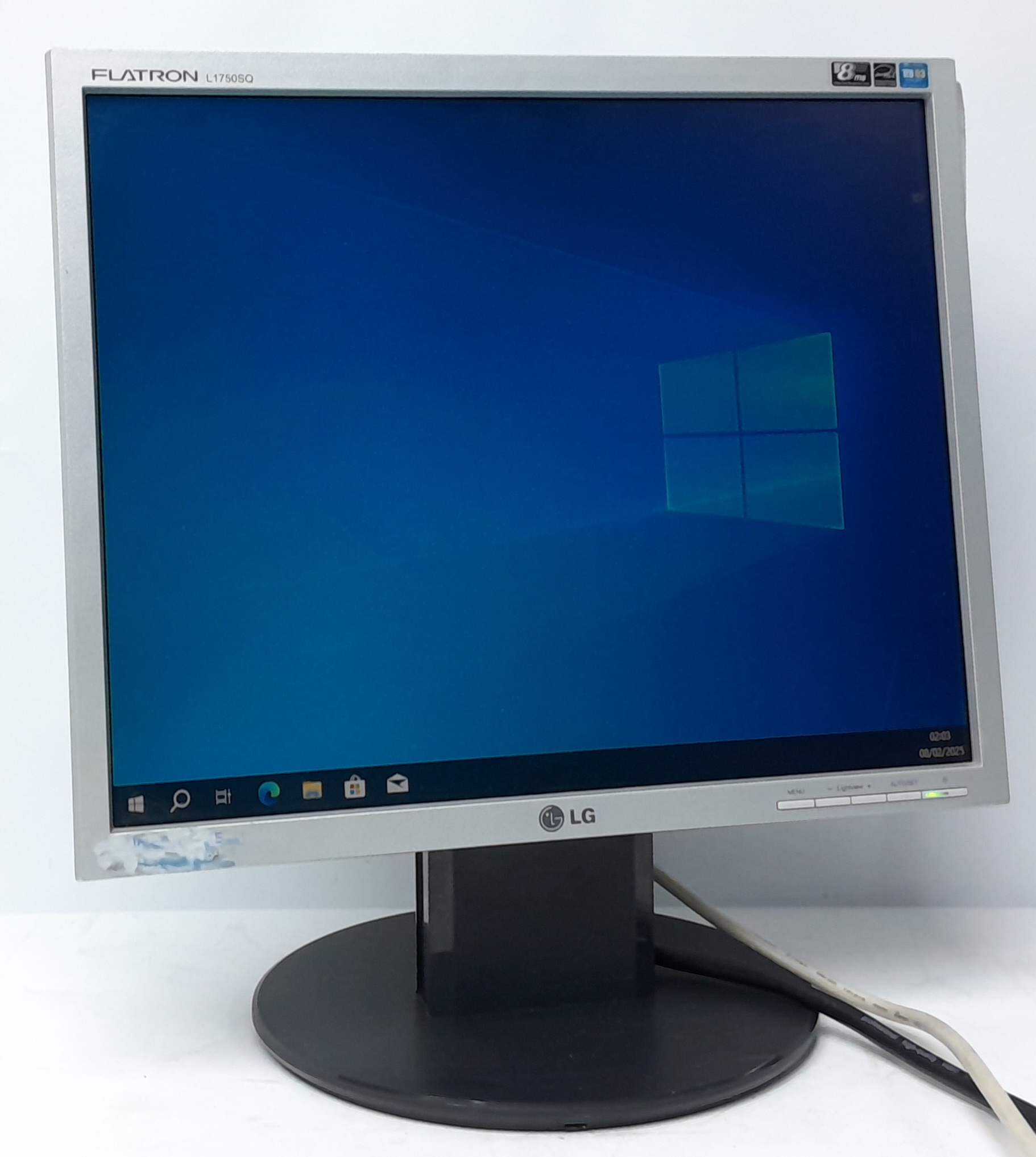 Lg_Flatron_L1750sq_l17ns-7_1.jpg Lg_Flatron_L1750sq_(l17ns-7)_1