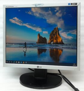 Lg_Flatron_L1752s-sf_1