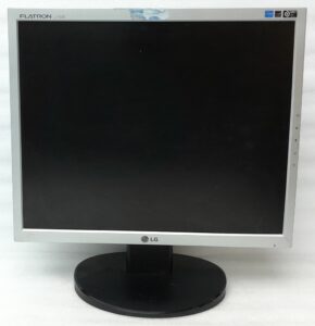 Lg_Flatron_L1752s-sf_2