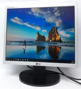 Lg_Flatron_L1753s-sf_1