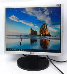 Lg_Flatron_L1753s-sf_1