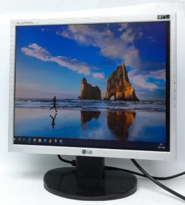 Lg_Flatron_L1753s-sf_1