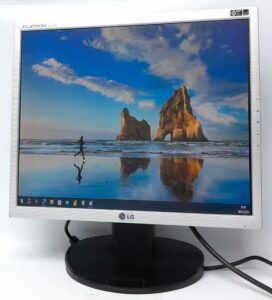 Lg_Flatron_L1753s-sf_1