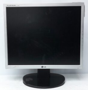 Lg__Flatron_L1753s_(l1753sq)_2