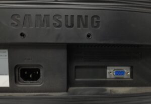 Samsung_Syncmaster_B1930_(b1930n)_4